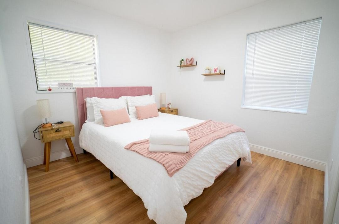 Photo of Bedroom in Meadowlawn