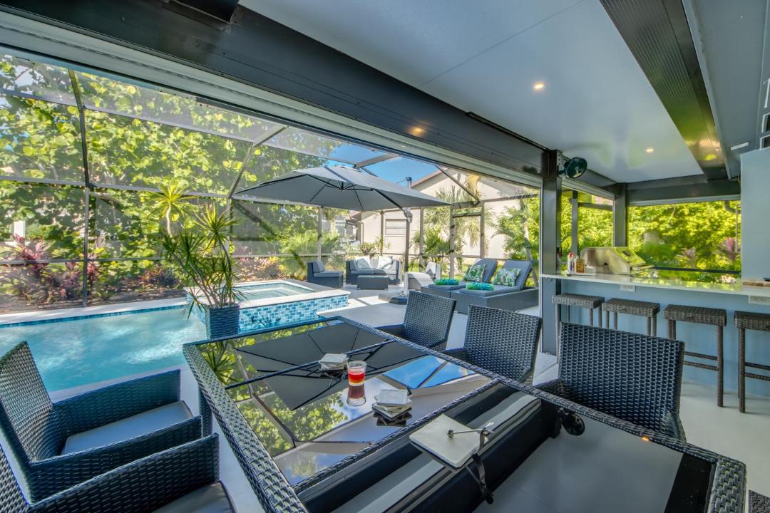 Photo of Patio Balcony in Yacht Club