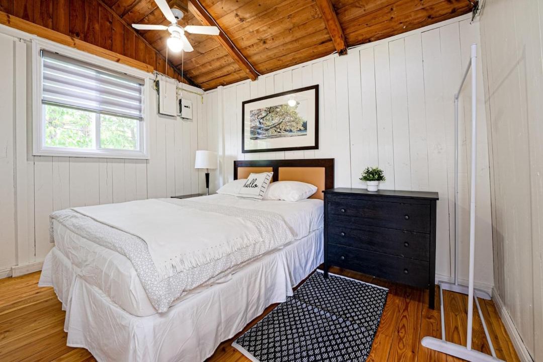 Photo of Bedroom in Magnetawan
