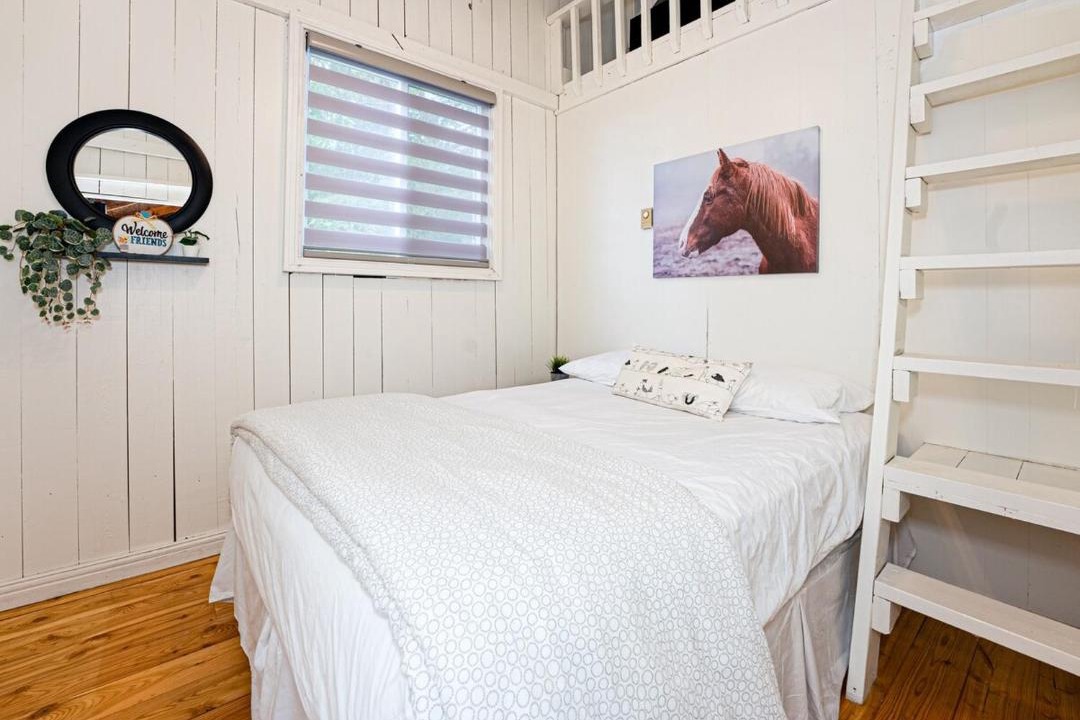 Photo of Bedroom in Magnetawan