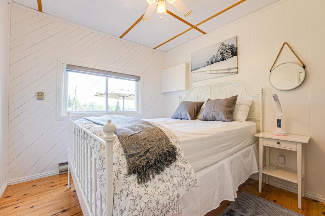 Photo of Bedroom in Magnetawan