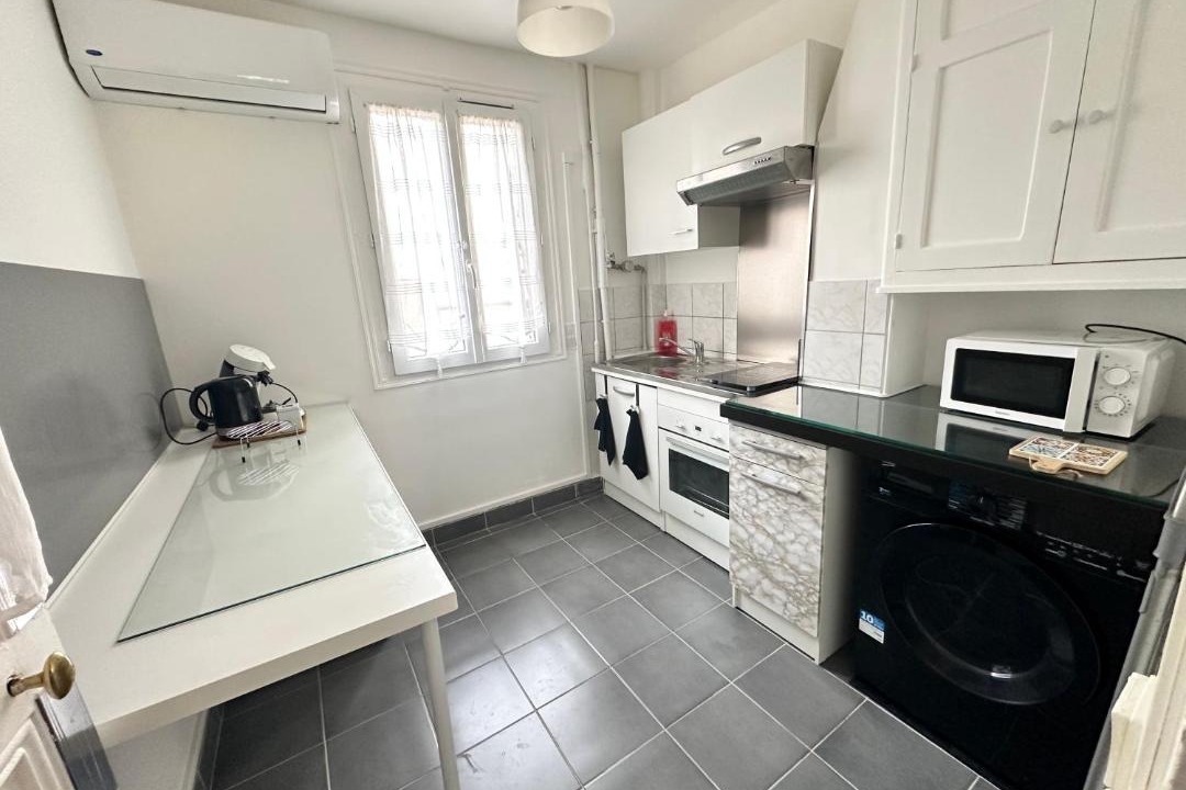 Photo of Kitchen in Saint-Ouen