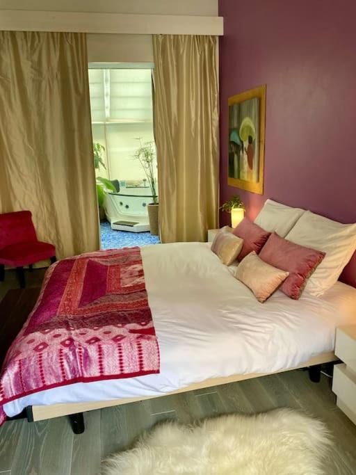 Photo of Bedroom in Vanves