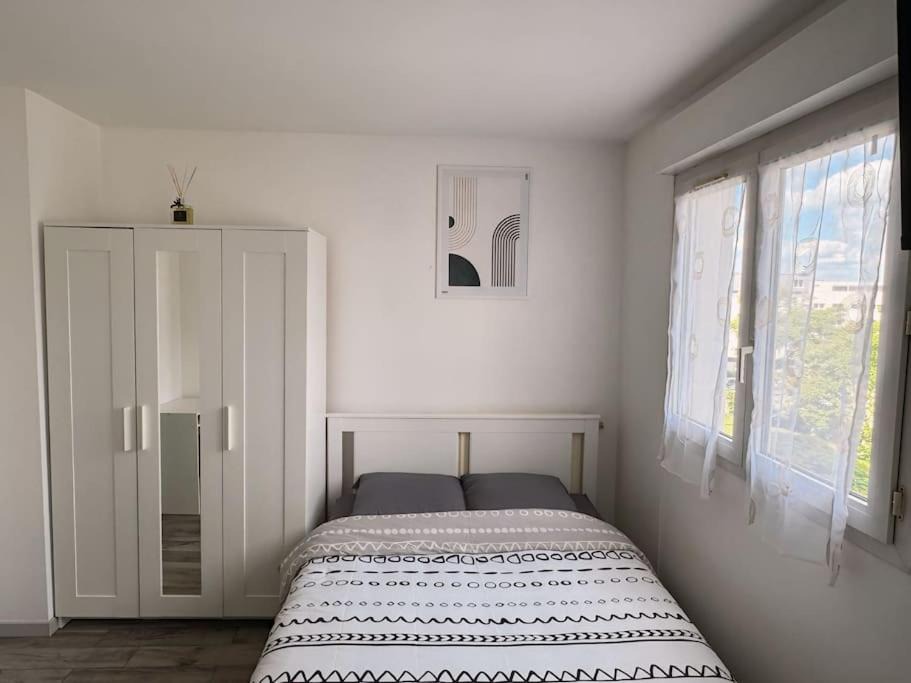 Photo of Bedroom in Champs-sur-Marne