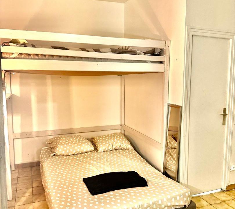 Photo of Bedroom in Chaussee-d'Antin
