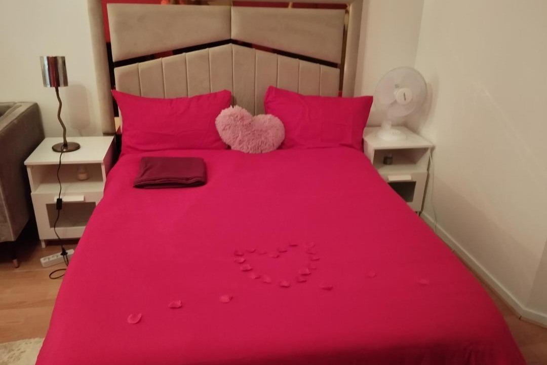 Photo of Bedroom in L'Hay-les-Roses