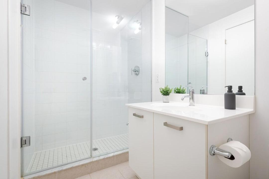 Photo of Bathroom in Bay Cloverhill