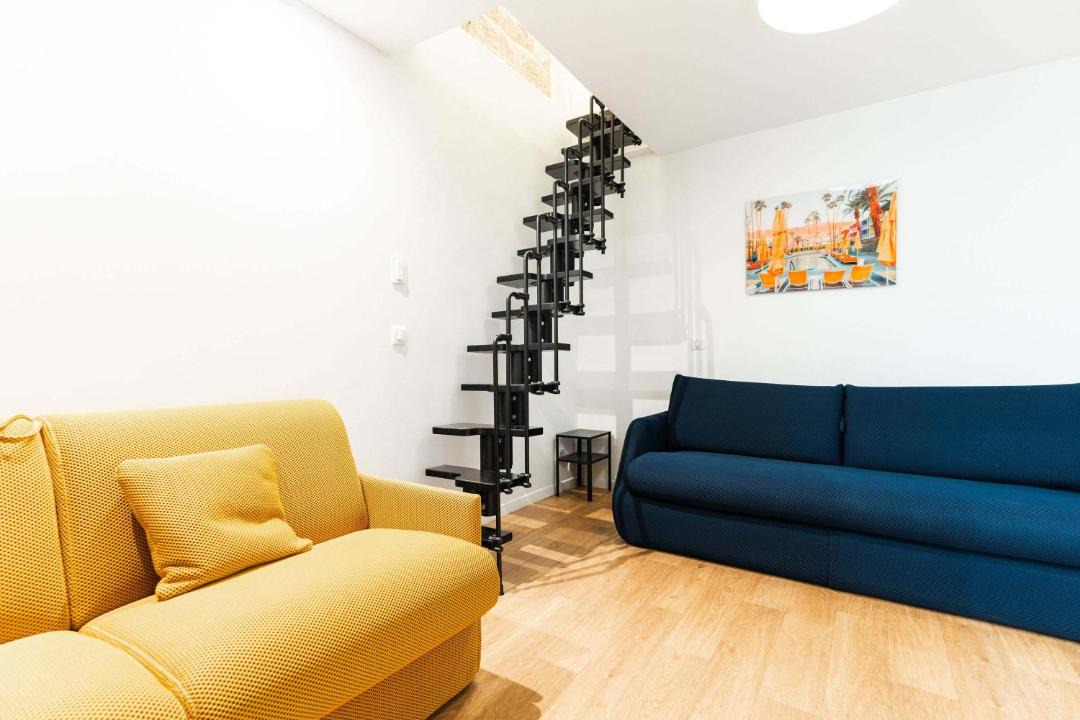 Photo of Livingroom in 17th Arrondissement
