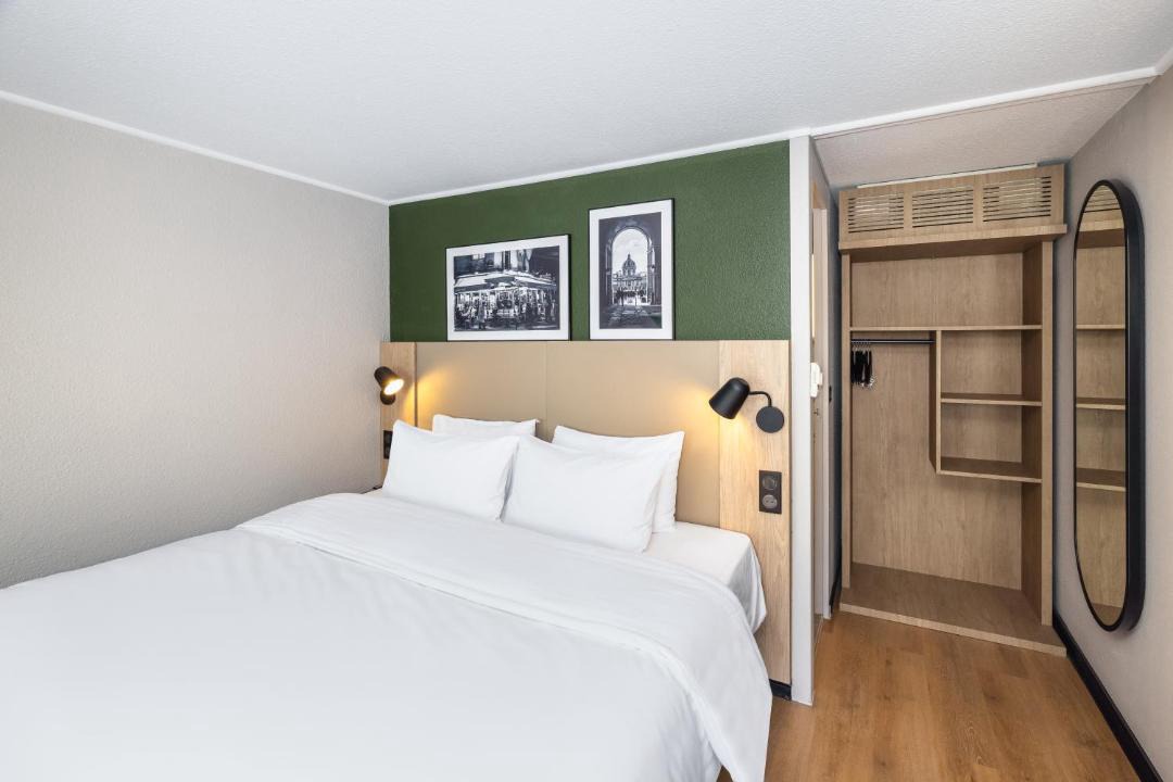 Photo of Bedroom in Chelles