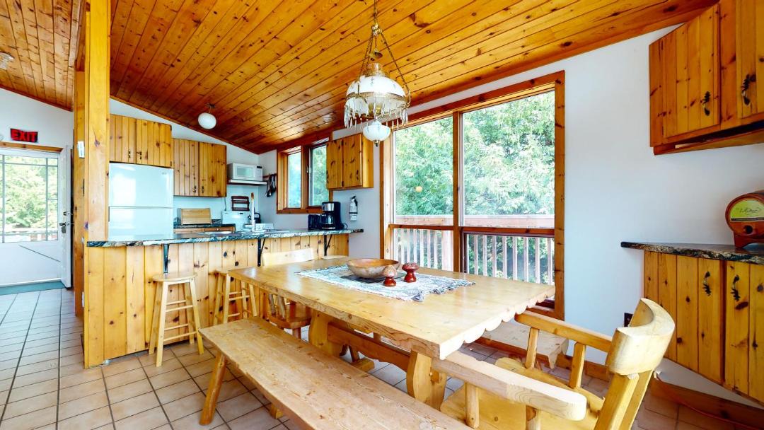 Photo of Kitchen in Northern Bruce Peninsula
