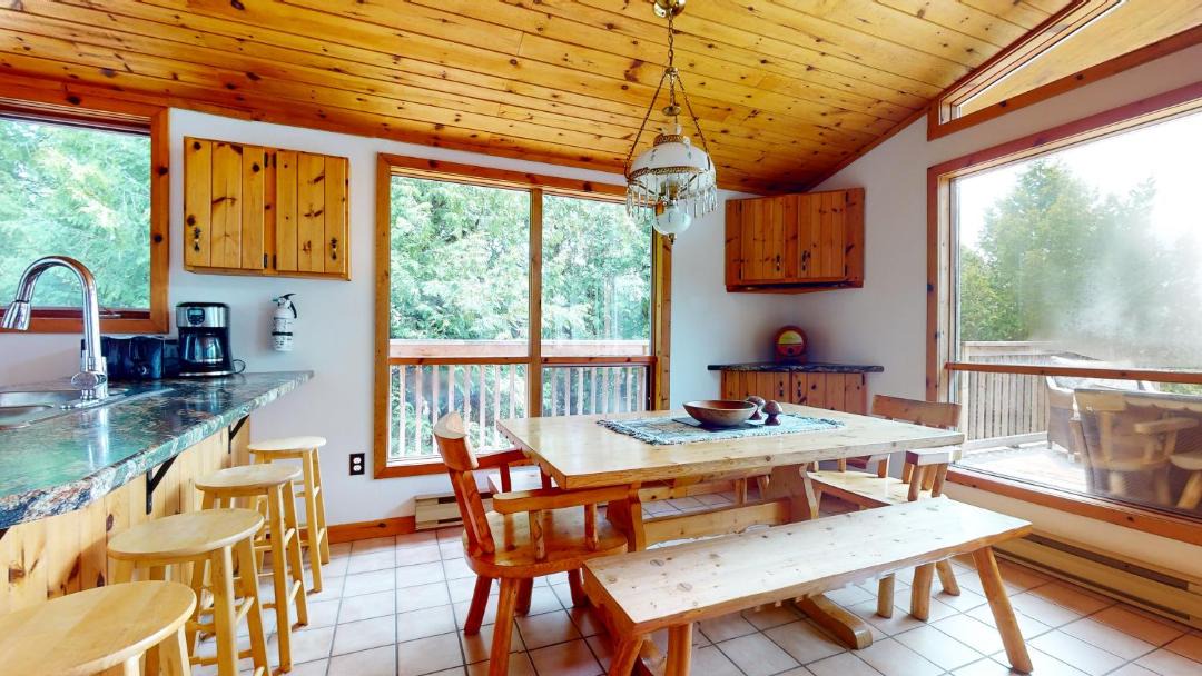 Photo of Kitchen in Northern Bruce Peninsula