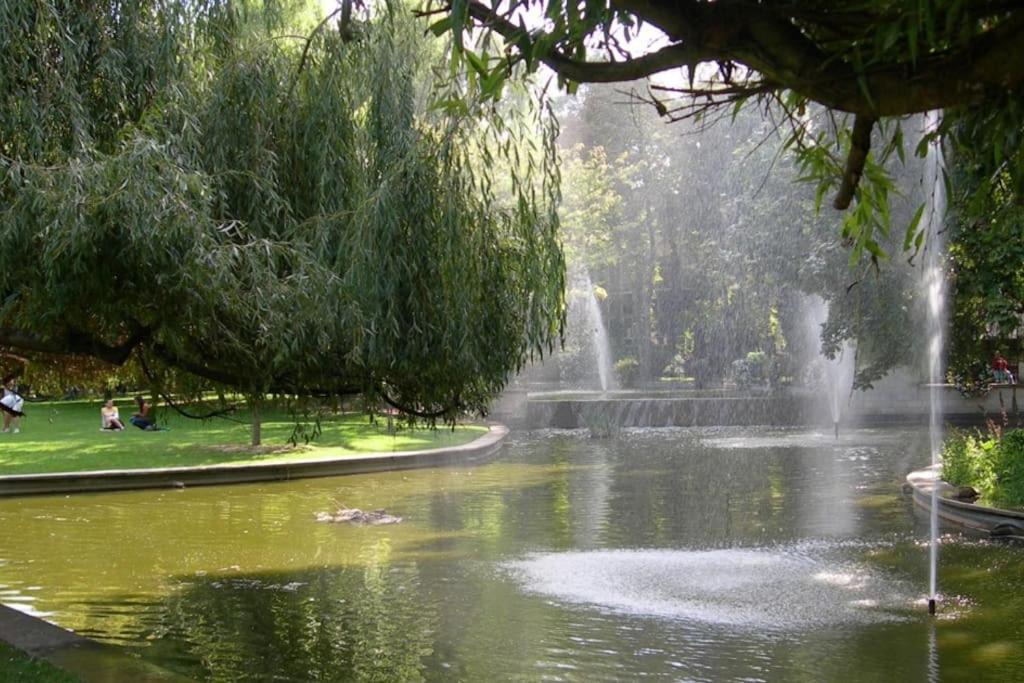 Photo of Others in Suresnes