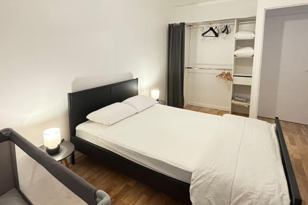 Photo of Bedroom in Rosny-sous-Bois