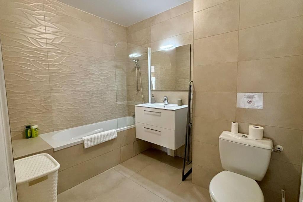 Photo of Bathroom in Rosny-sous-Bois