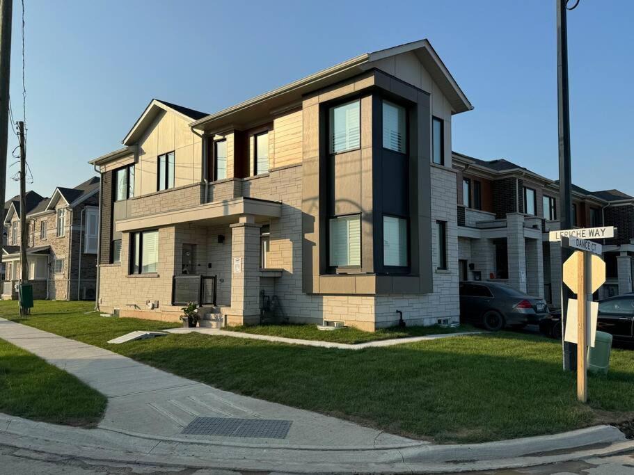 Photo of Others in Halton Regional Municipality