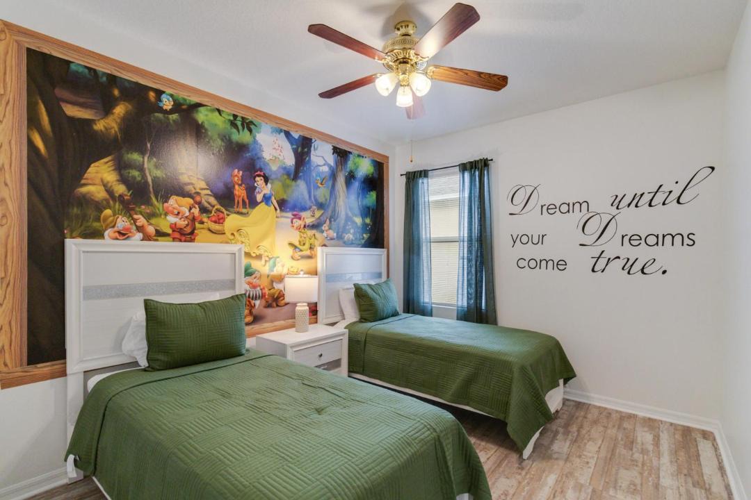 Photo of Bedroom in Sunset Ridge
