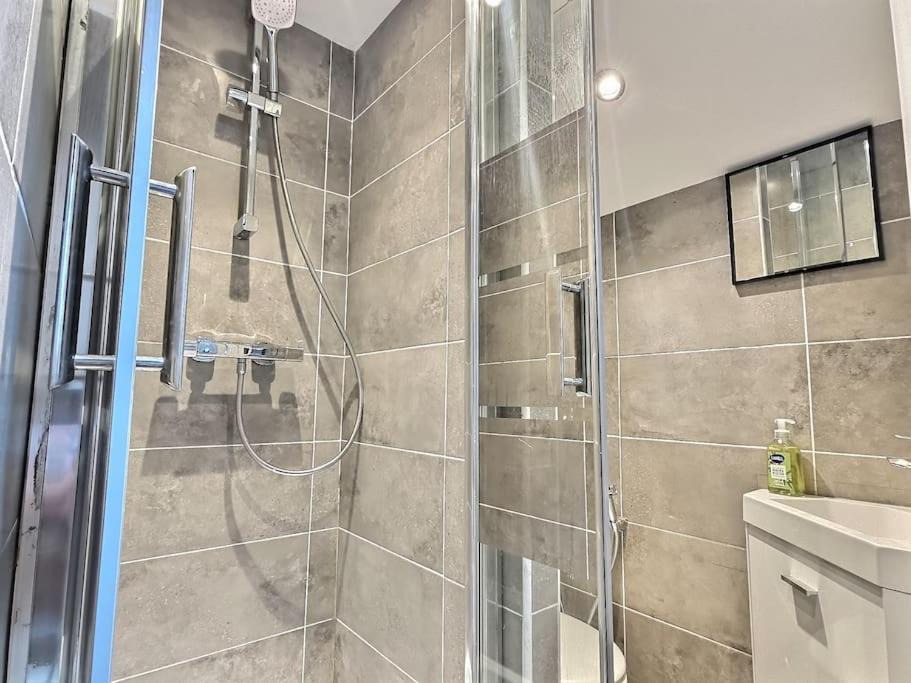 Photo of Bathroom in Montfermeil