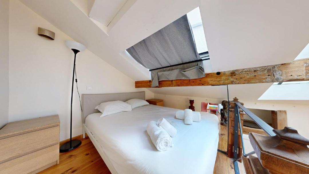 Photo of Bedroom in 8th Arrondissement