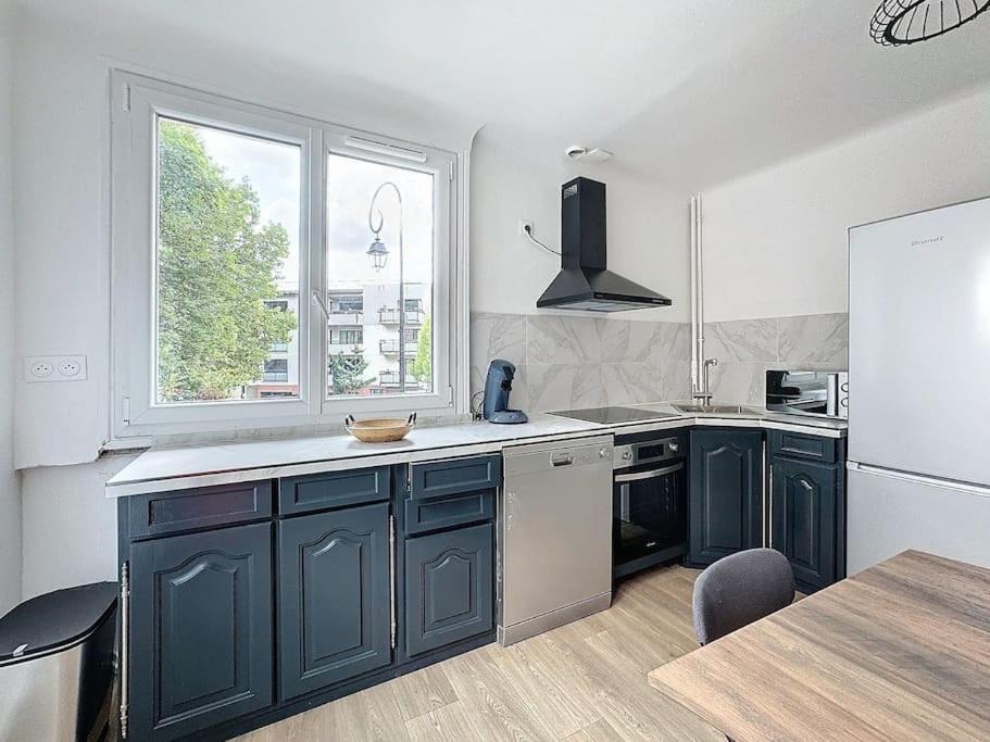 Photo of Kitchen in Neuilly-Plaisance