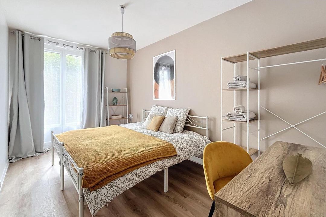 Photo of Bedroom in Epinay-sur-Seine