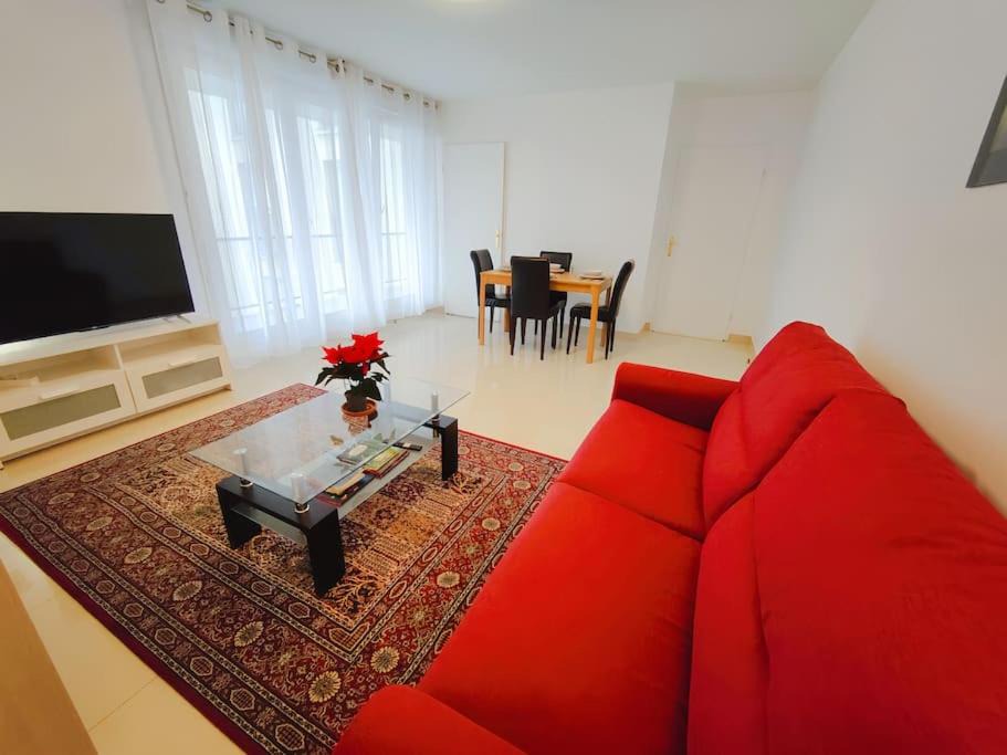 Photo of Livingroom in Louis Bertrand-Mirabeau-Semard
