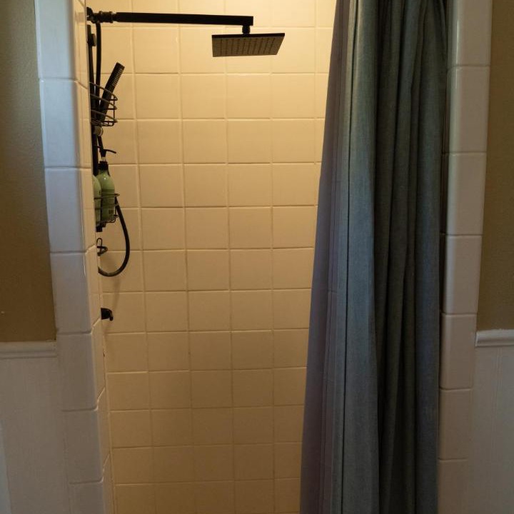 Photo of Bathroom in Pine Castle