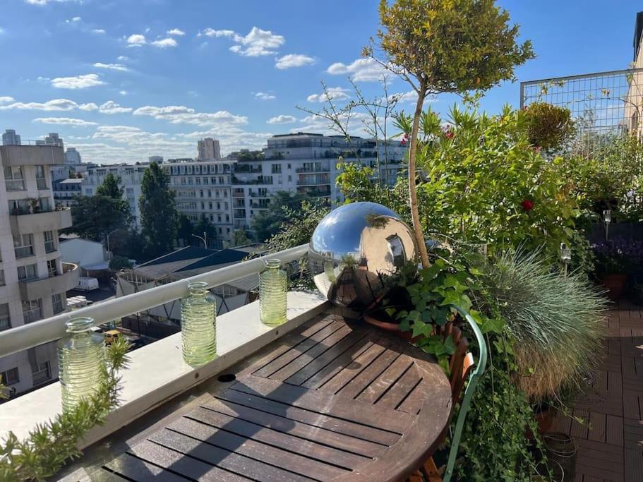 Photo of Patio Balcony in 19th Arrondissement