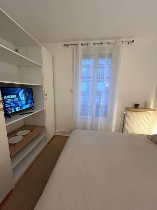 Photo of Bedroom in Issy-les-Moulineaux