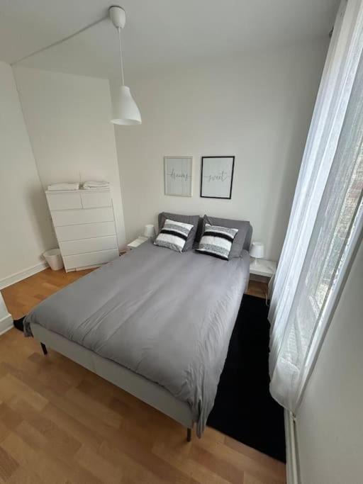 Photo of Bedroom in Issy-les-Moulineaux