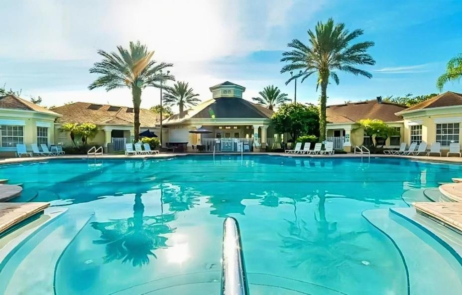 Photo of Others in Windsor Palms