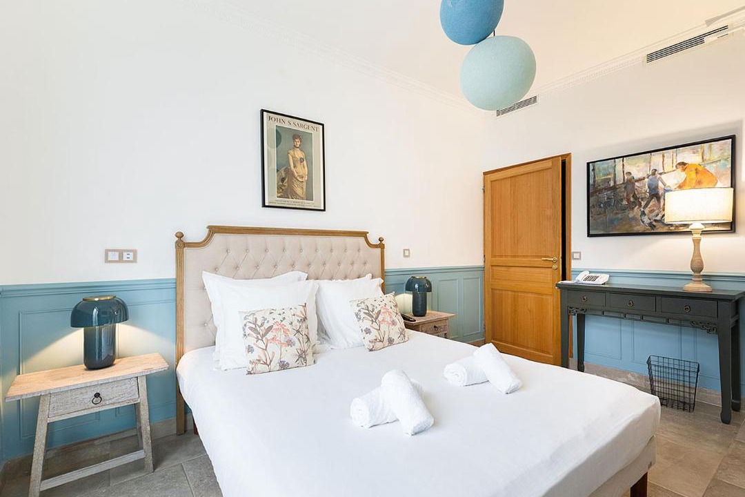 Photo of Bedroom in Faubourg-du-Roule