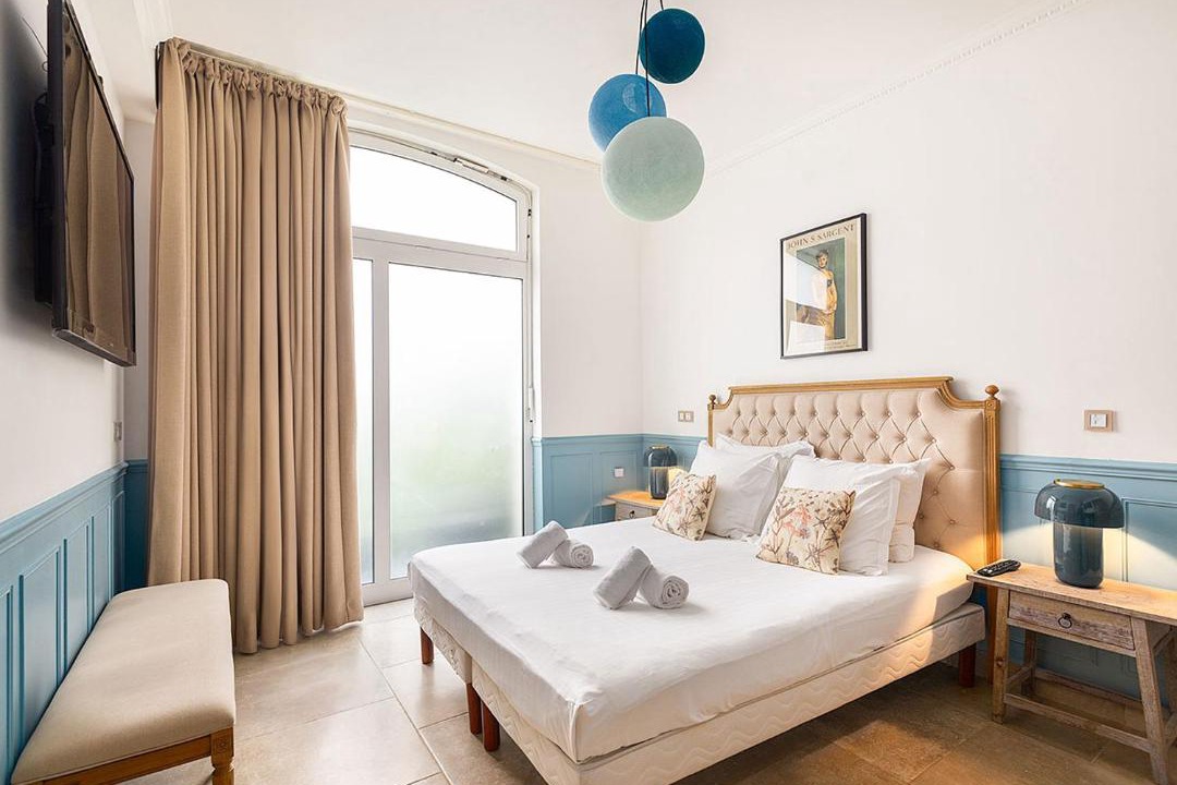Photo of Bedroom in Faubourg-du-Roule