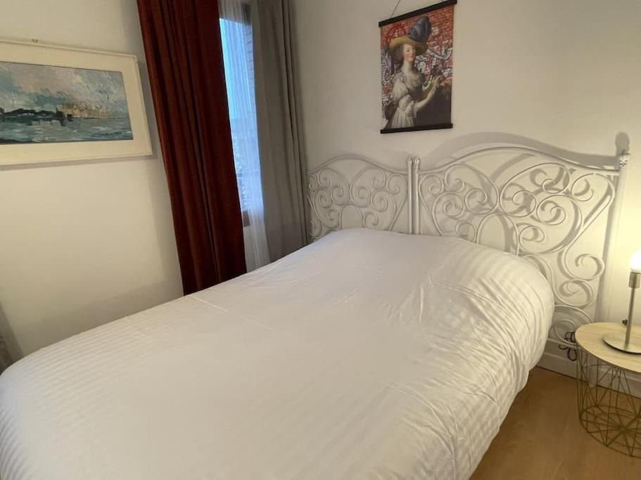 Photo of Bedroom in Saint-Denis