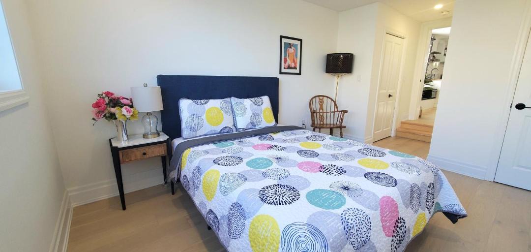 Photo of Bedroom in Bathurst Manor