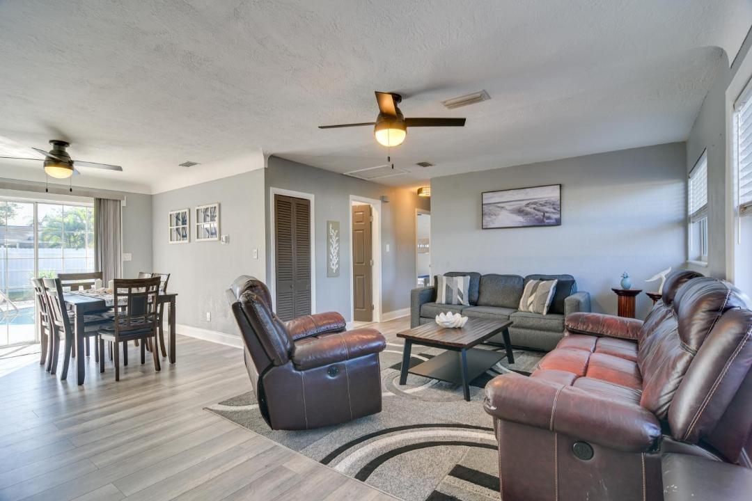 Photo of Livingroom in Pinellas Park