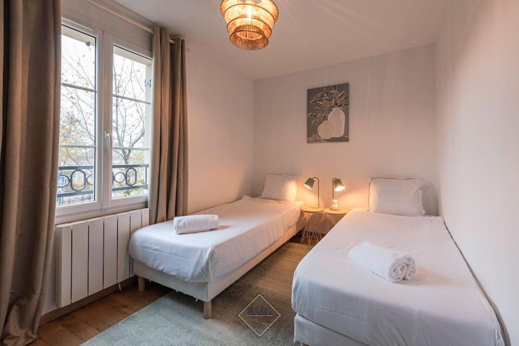 Photo of Bedroom in Magny-le-Hongre