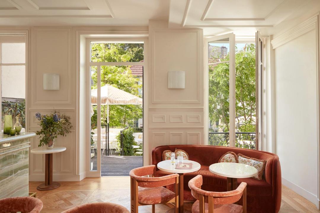 Photo of Others in Neuilly-sur-Seine