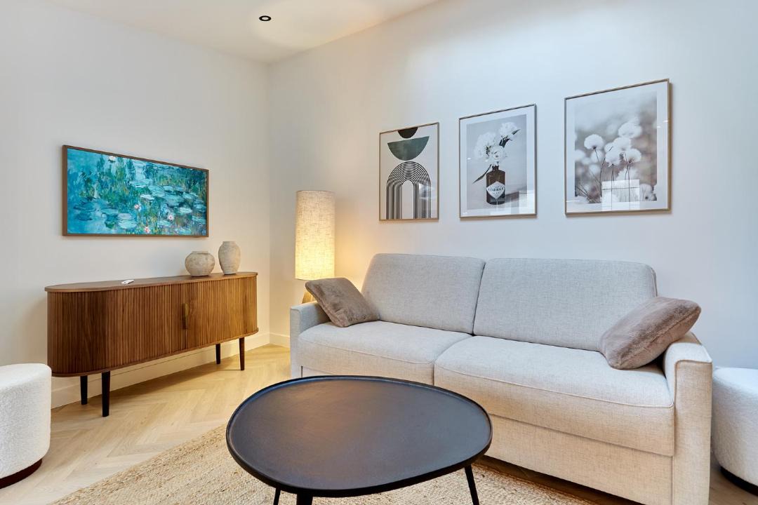 Photo of Livingroom in Quartier de la Plaine-de-Monceaux