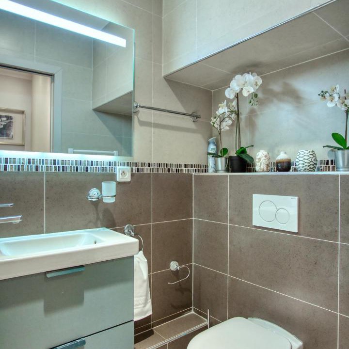 Photo of Bathroom in Vivienne