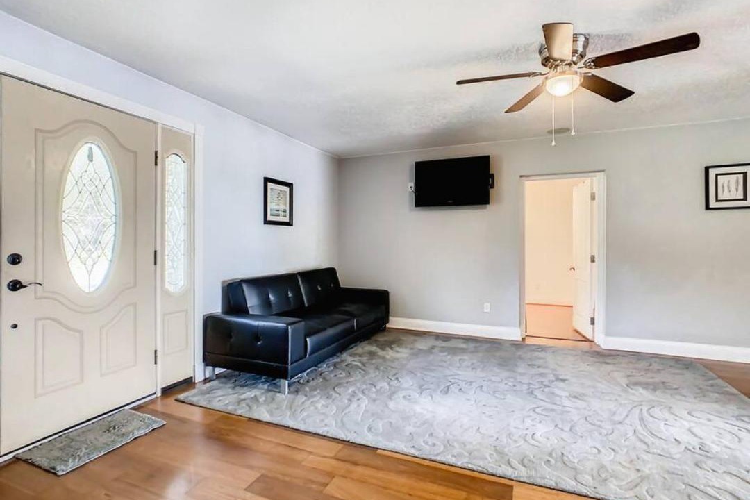 Photo of Livingroom in Fairvilla