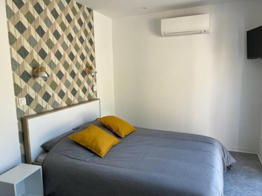 Photo of Bedroom in Coupvray