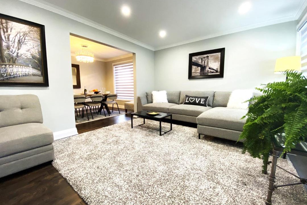 Photo of Livingroom in Etobicoke