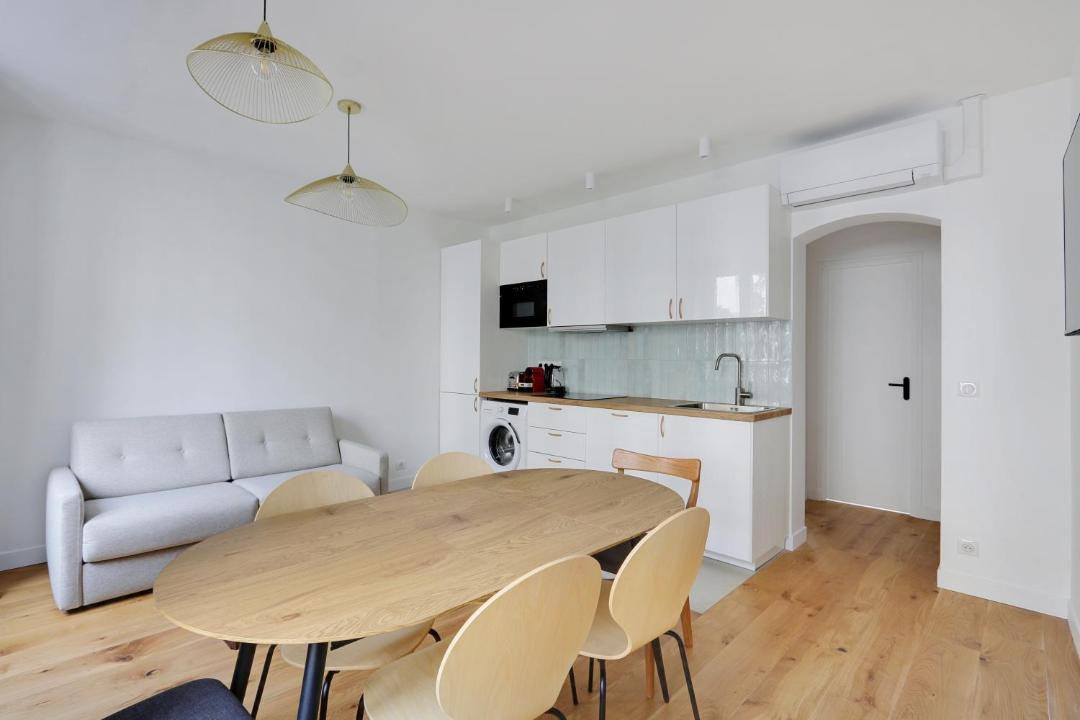 Photo of Livingroom in Charonne