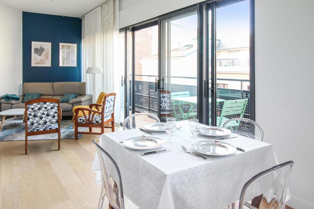 Photo of Livingroom in Issy-les-Moulineaux