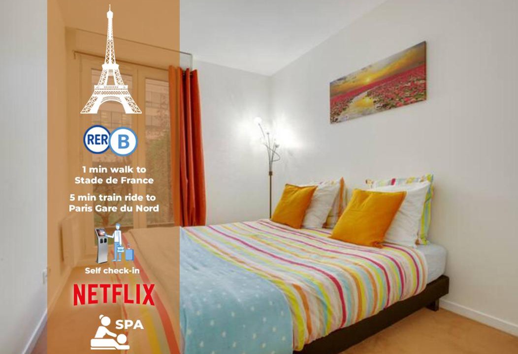 Photo of Bedroom in Saint-Denis