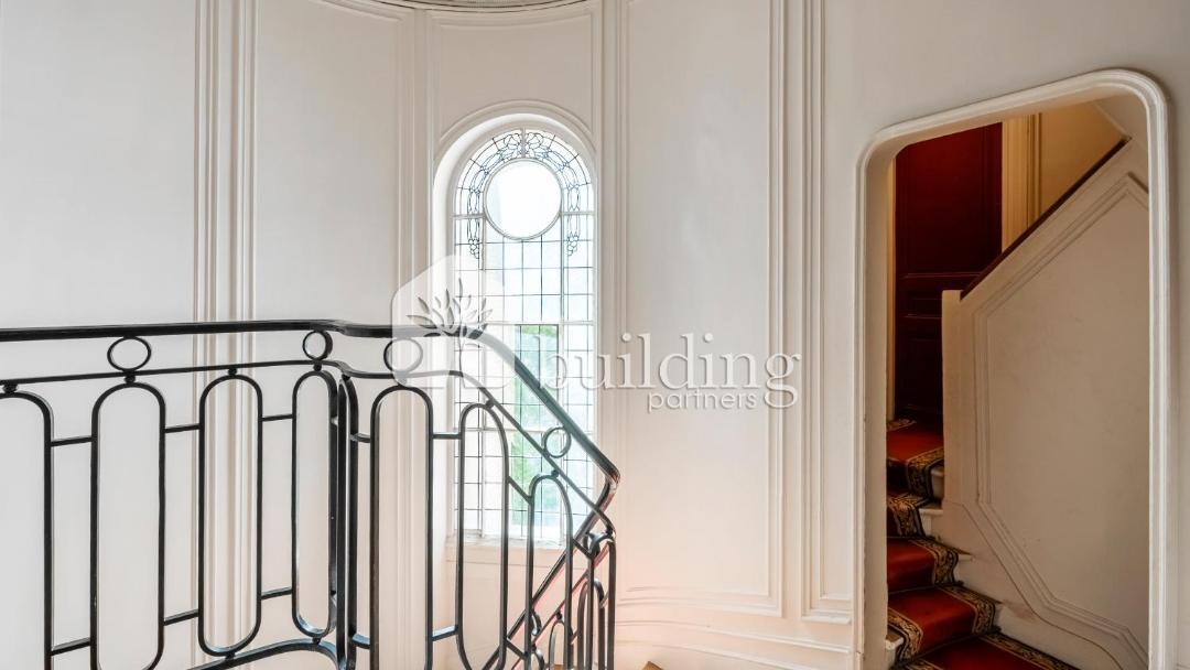 Photo of Others in Porte-Dauphine