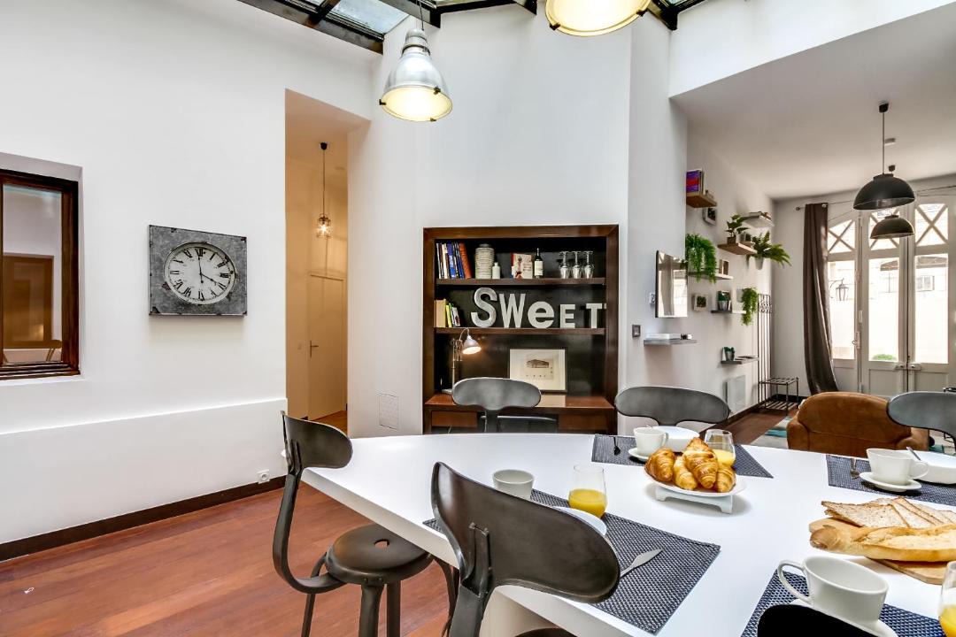Photo of Livingroom in Faubourg-du-Roule