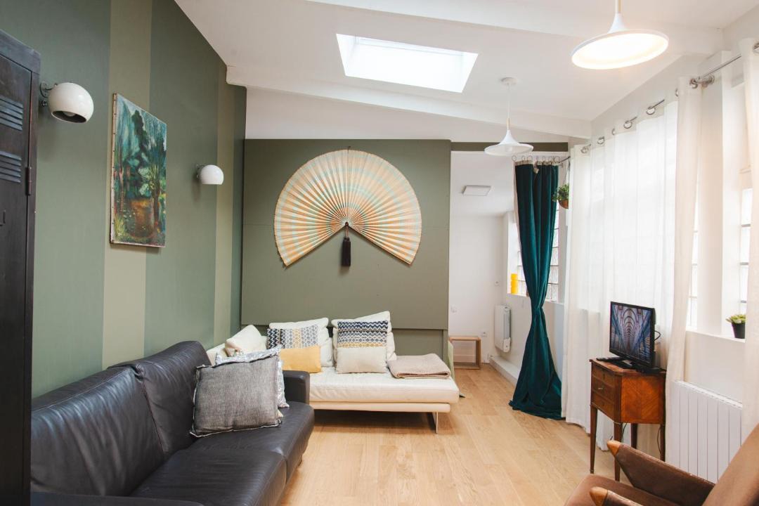 Photo of Livingroom in Pere Lachaise