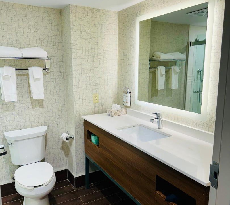 Photo of Bathroom in Halton Regional Municipality