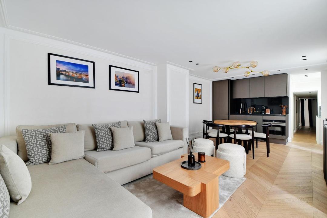 Photo of Livingroom in Saint-Germain-des-Pres
